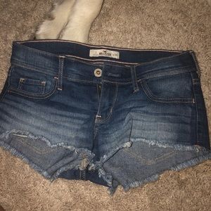 Hollister shorts size 3
